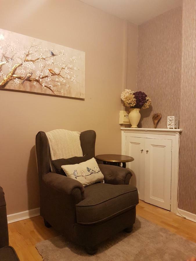Tynant House- Modern 3 Bed House- City Centre And Free Parking คาร์ดิฟฟ์ ภายนอก รูปภาพ