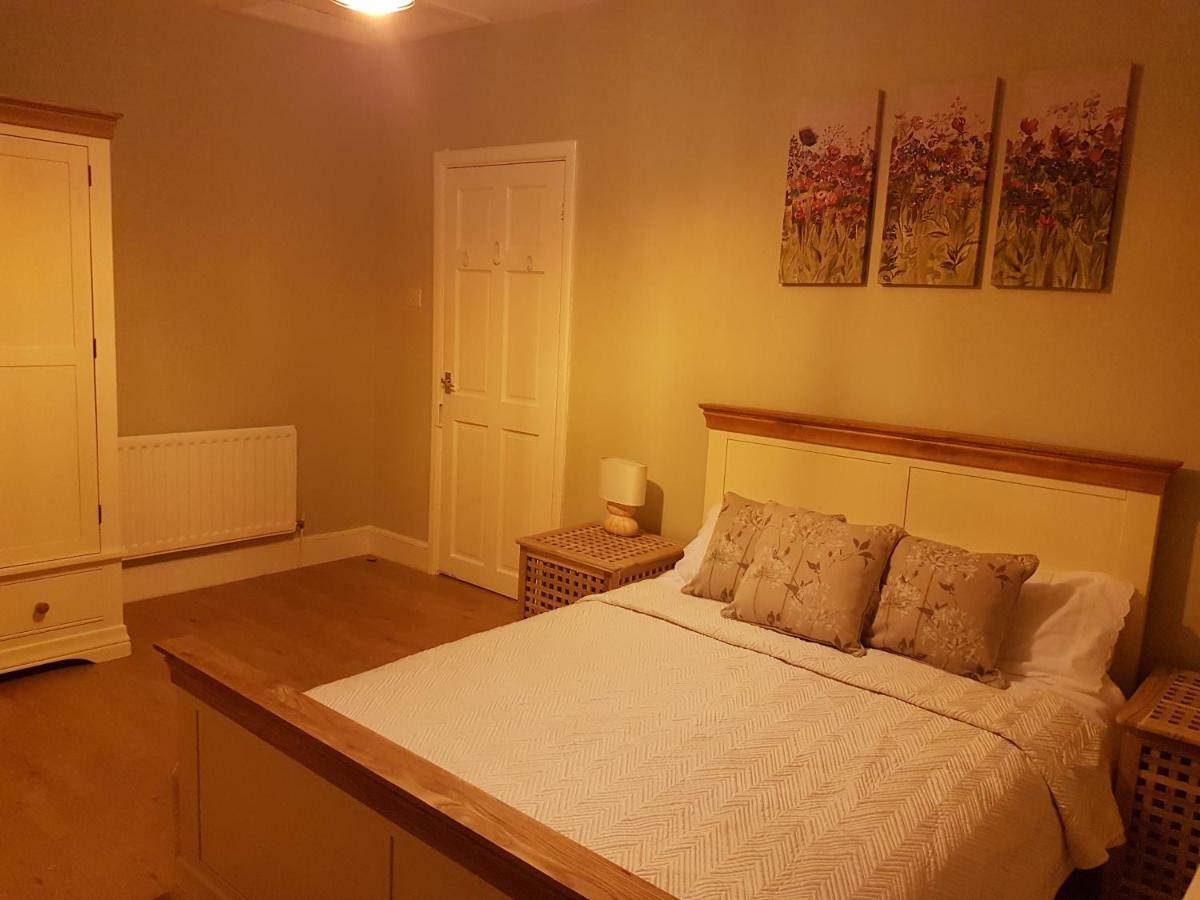 Tynant House- Modern 3 Bed House- City Centre And Free Parking คาร์ดิฟฟ์ ภายนอก รูปภาพ