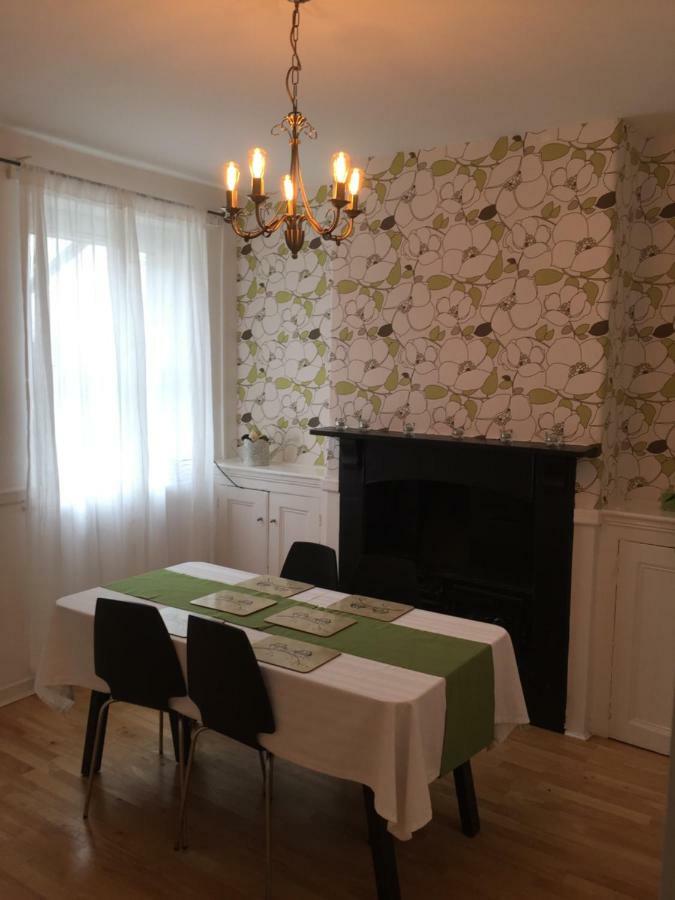 Tynant House- Modern 3 Bed House- City Centre And Free Parking คาร์ดิฟฟ์ ภายนอก รูปภาพ